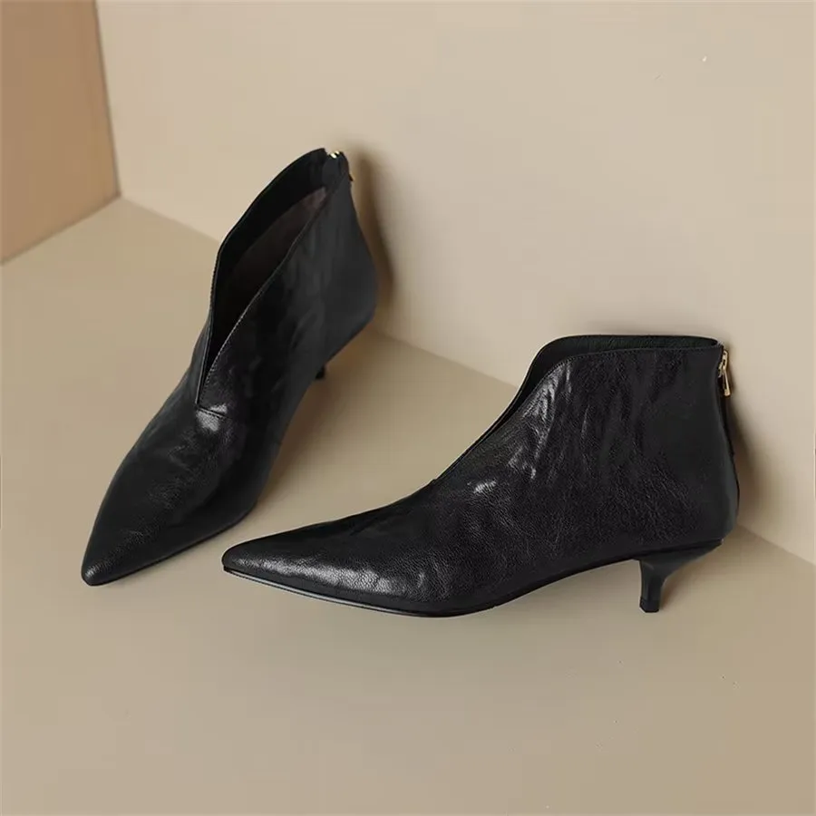 Elegant Cow Leather Pointed Toe Diagonal Zipper Boots