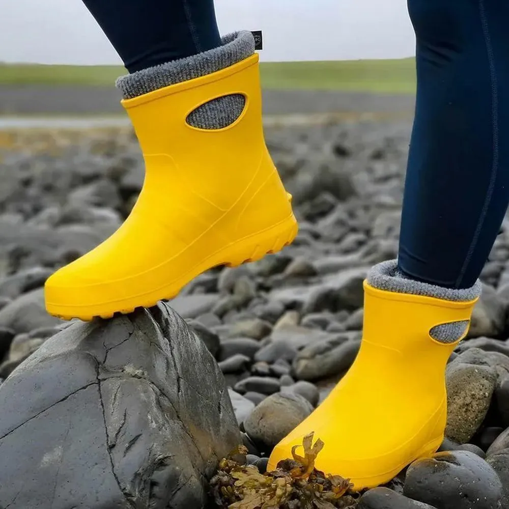 Leon Boots Ultralight Yellow Ladies Ankle Boots - Size 6.5