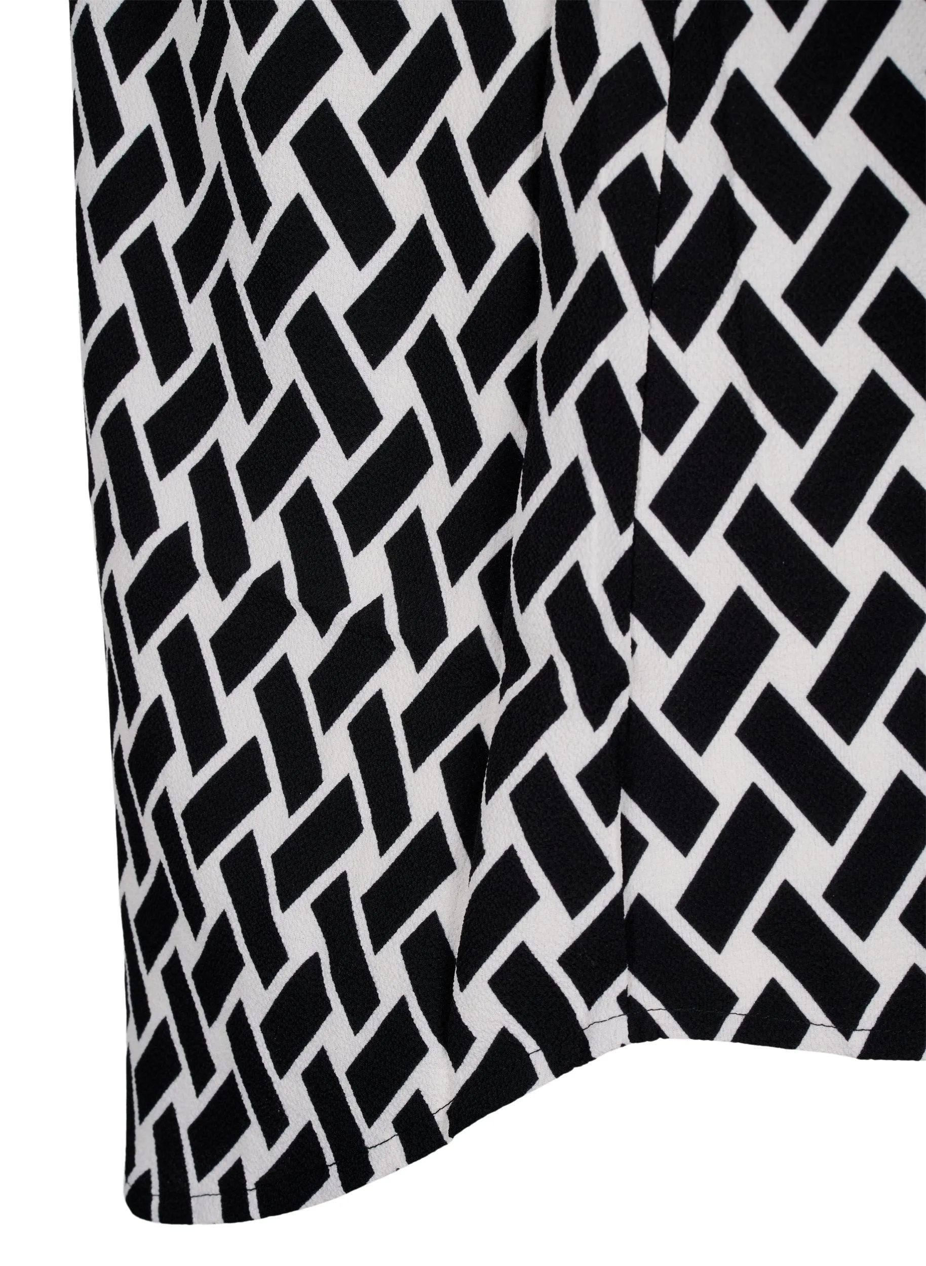 Zizzi Anni Blouse in Graphic Print